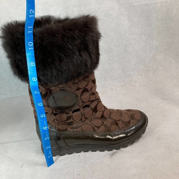 Coach Boots Women‎ Sz 7.5 Brown Signature Logo Print Joyous Fur Cuff Winter Snow - Picture 7 of 7